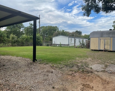 16222 Duffton Street - Photo Thumbnail 8