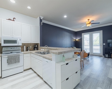 2400 Mccue Road - Photo Thumbnail 3
