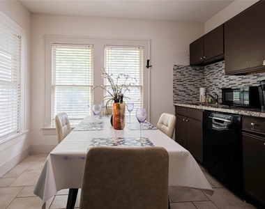 2509 Whitney Street - Photo Thumbnail 3