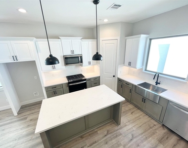 3716 Creekmont Gardens Lane - Photo Thumbnail 23