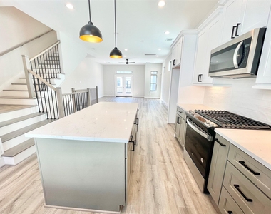 3716 Creekmont Gardens Lane - Photo Thumbnail 22