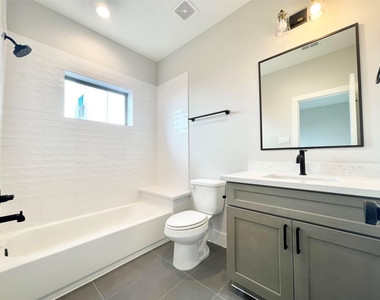3716 Creekmont Gardens Lane - Photo Thumbnail 11