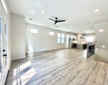3716 Creekmont Gardens Lane - Photo Thumbnail 14