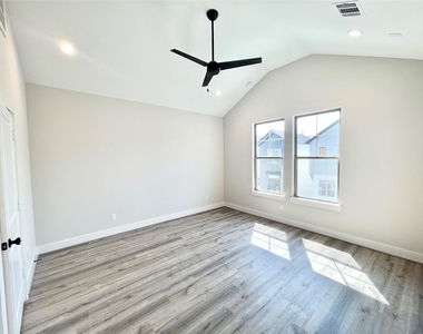 3716 Creekmont Gardens Lane - Photo Thumbnail 31