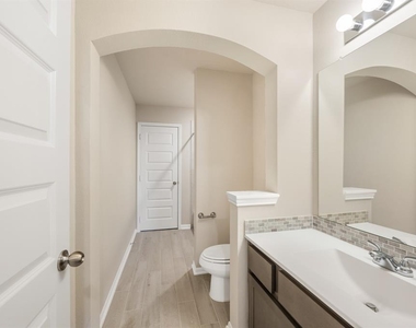 2118 Germander Lane - Photo Thumbnail 29