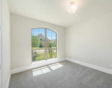 2118 Germander Lane - Photo Thumbnail 6