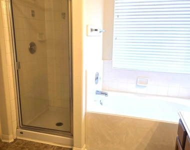 23611 Jasper Stone Court - Photo Thumbnail 15
