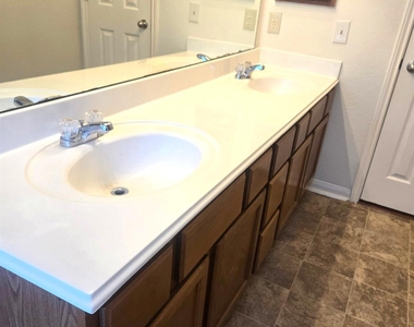 23611 Jasper Stone Court - Photo Thumbnail 16