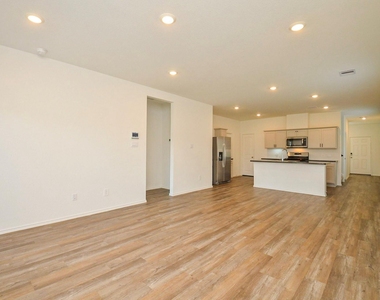5427 Magnolia Heath Lane - Photo Thumbnail 8