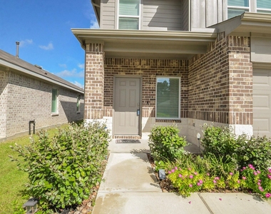 5427 Magnolia Heath Lane - Photo Thumbnail 2