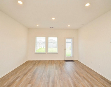 5427 Magnolia Heath Lane - Photo Thumbnail 9