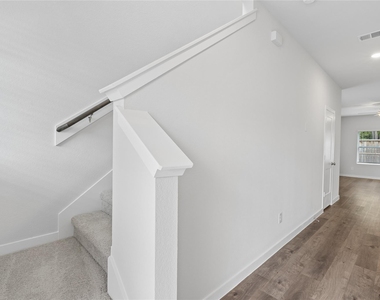 7926 Alset Dr - Photo Thumbnail 3