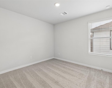7926 Alset Dr - Photo Thumbnail 16