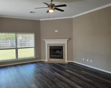 6216 N Fawnlake Drive - Photo Thumbnail 3