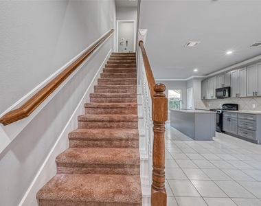 7903 Moon Beam Street - Photo Thumbnail 5