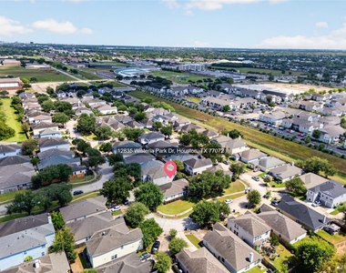 12835 Wisteria Park Drive - Photo Thumbnail 32