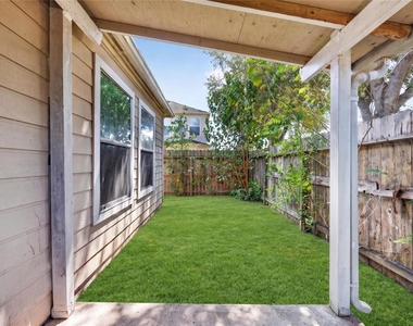 12835 Wisteria Park Drive - Photo Thumbnail 29