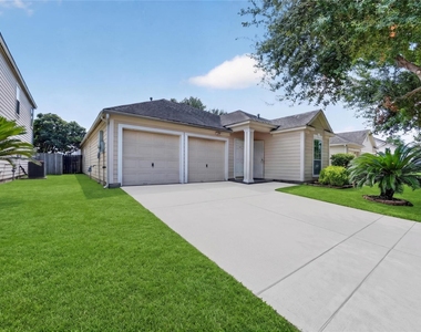 12835 Wisteria Park Drive - Photo Thumbnail 4