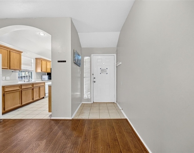 12835 Wisteria Park Drive - Photo Thumbnail 7