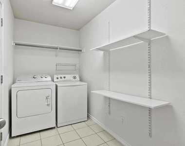 5775 Shadowbend Circle S - Photo Thumbnail 10