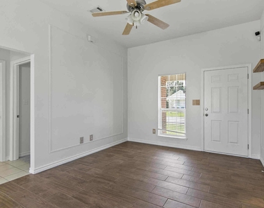 5775 Shadowbend Circle S - Photo Thumbnail 2