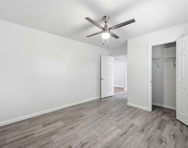 22715 Braken Manor Lane - Photo Thumbnail 11