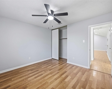 22715 Braken Manor Lane - Photo Thumbnail 16