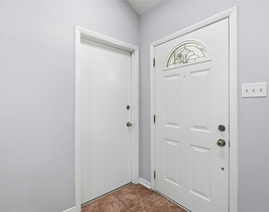 22715 Braken Manor Lane - Photo Thumbnail 3