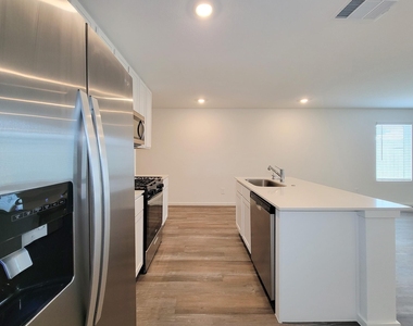 14316 Leafy Willow Drive - Photo Thumbnail 10