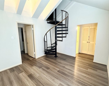 9901 Sharpcrest Street - Photo Thumbnail 19
