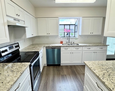 9901 Sharpcrest Street - Photo Thumbnail 6
