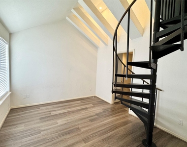 9901 Sharpcrest Street - Photo Thumbnail 18