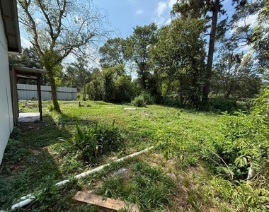 25775 Marella Drive - Photo Thumbnail 3