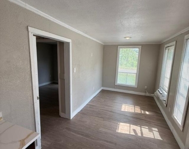 25775 Marella Drive - Photo Thumbnail 6