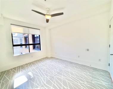 2201 Market Street - Photo Thumbnail 10