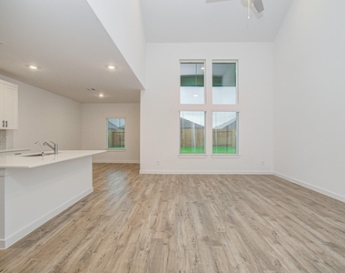 3411 Ashe Landing Drive - Photo Thumbnail 12