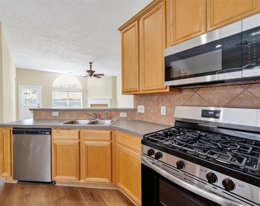 16719 Bishop Knoll Lane - Photo Thumbnail 25