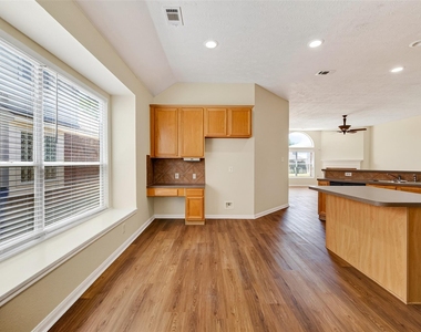 16719 Bishop Knoll Lane - Photo Thumbnail 18