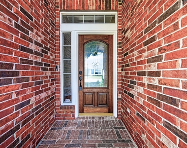 16719 Bishop Knoll Lane - Photo Thumbnail 7