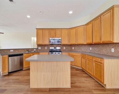 16719 Bishop Knoll Lane - Photo Thumbnail 20