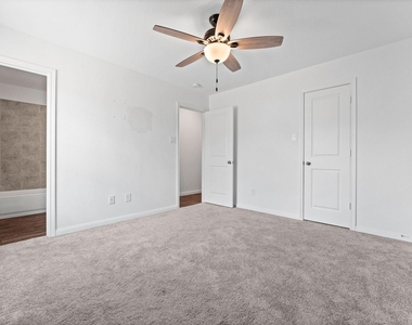 9915 Opal Stone Way - Photo Thumbnail 13