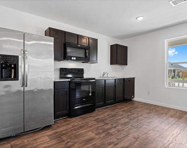 9915 Opal Stone Way - Photo Thumbnail 7