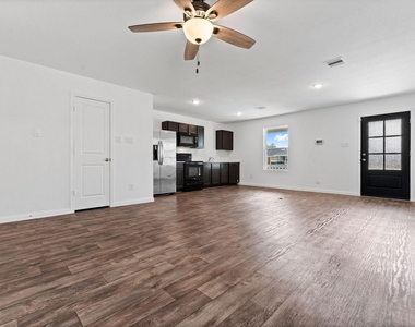 9915 Opal Stone Way - Photo Thumbnail 8