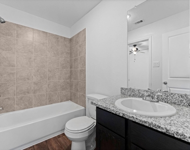 9915 Opal Stone Way - Photo Thumbnail 18