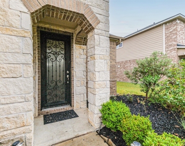 2606 Maverick Park Lane - Photo Thumbnail 1