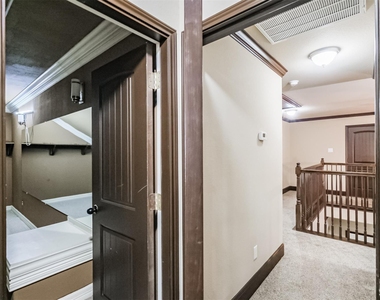 2606 Maverick Park Lane - Photo Thumbnail 45