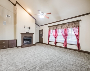 2606 Maverick Park Lane - Photo Thumbnail 15