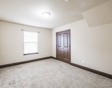 2606 Maverick Park Lane - Photo Thumbnail 36