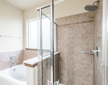 2606 Maverick Park Lane - Photo Thumbnail 25