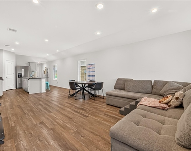 5411 Wyndham Ridge Lane - Photo Thumbnail 5